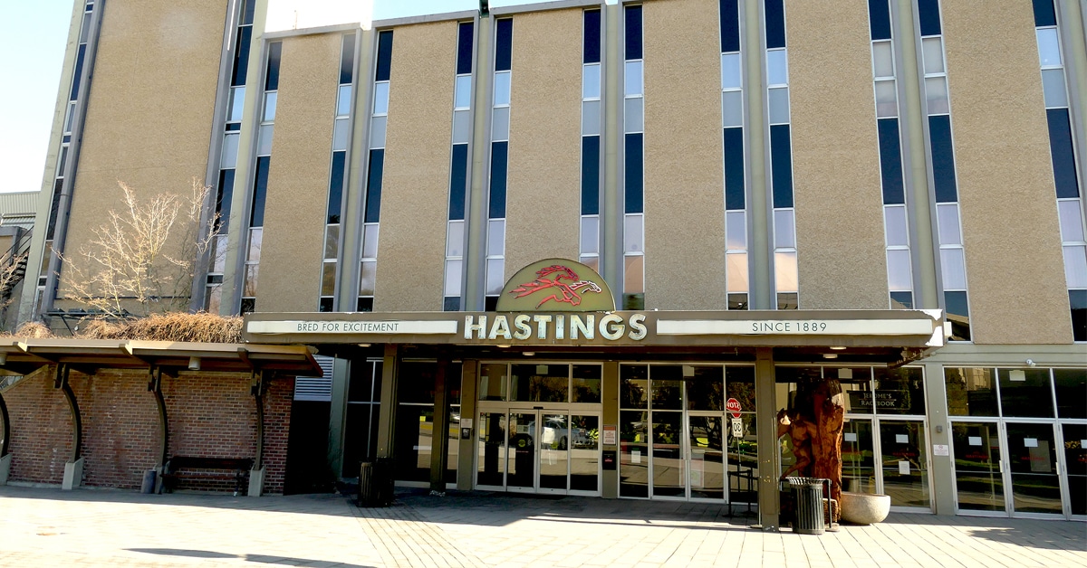 The entrance to Hastings Racecourse.